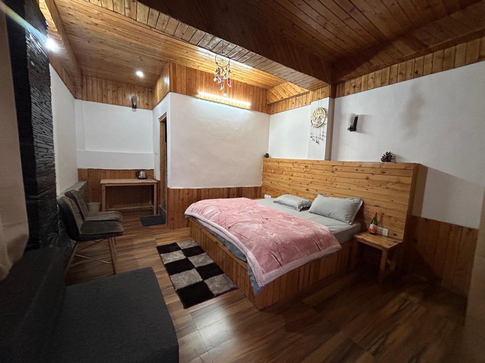 The Himalayan Sukoon Villa Near Jibhi Banjār Zewnętrze zdjęcie